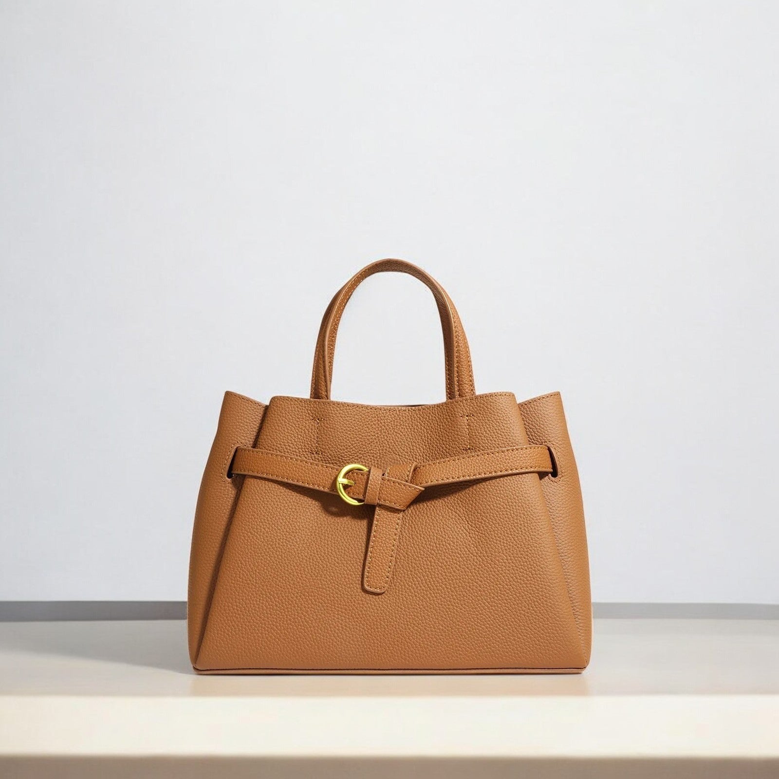 Sac Satchel en Cuir Elena avec Boucle Dorée – Sac à Main Structuré Moderne avec Poignée supérieure