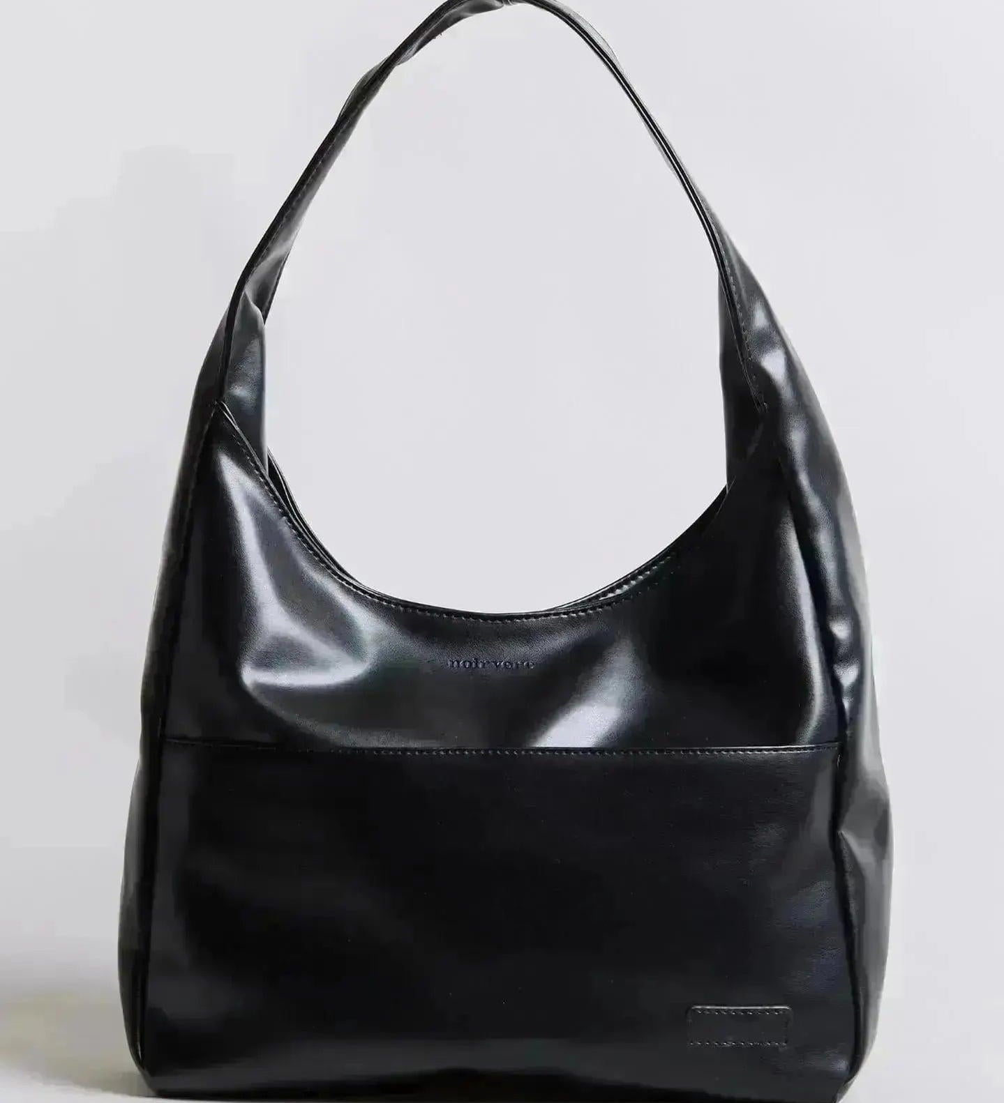 Classic Hobo Shoulder Bag — Effortless style meets everyday comfort