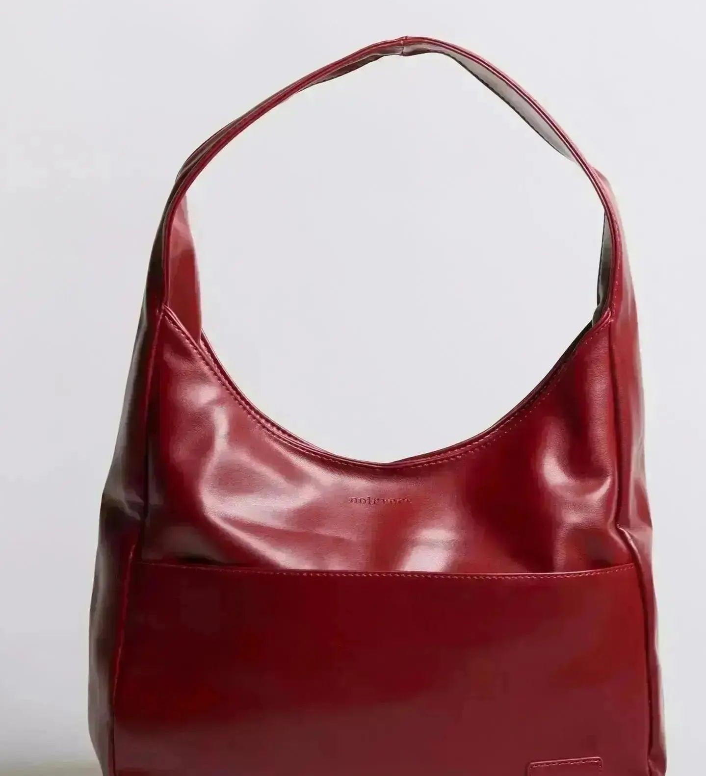 Classic Hobo Shoulder Bag — Effortless style meets everyday comfort
