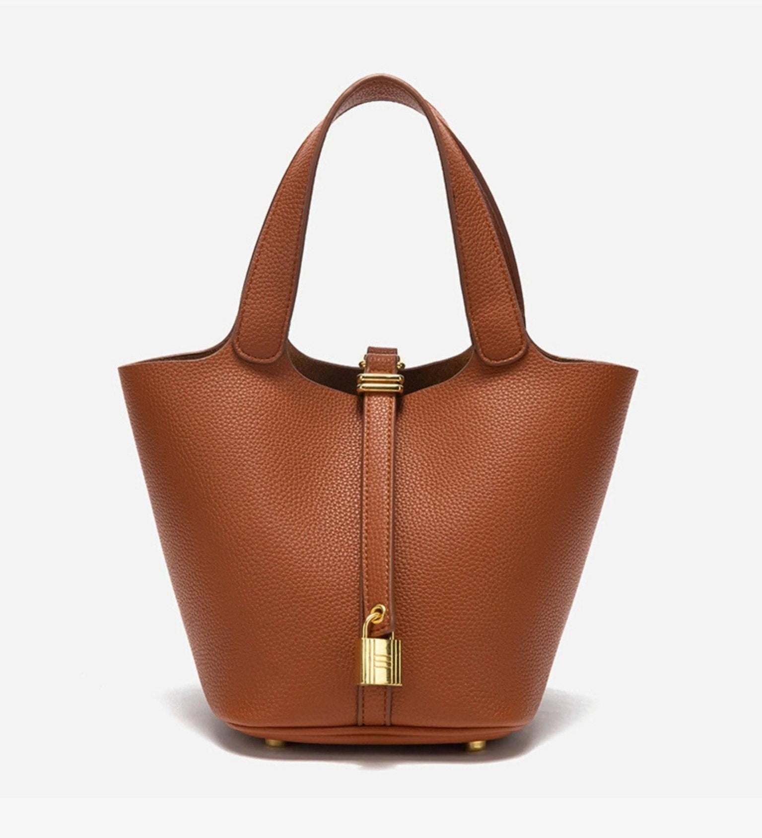 Minimalist Leather Bucket Handbag with Gold Padlock – Small Structured Tote