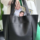 Minimalist Structured Tote Bag – Spacious Everyday Shoulder Handbag