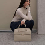 Structured Top-Handle Satchel – Elegant Classic Handbag